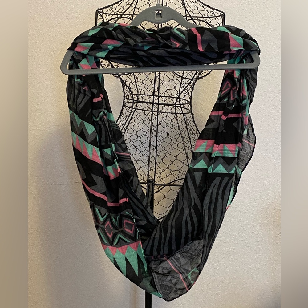 Scarves - Picture 2 of 5